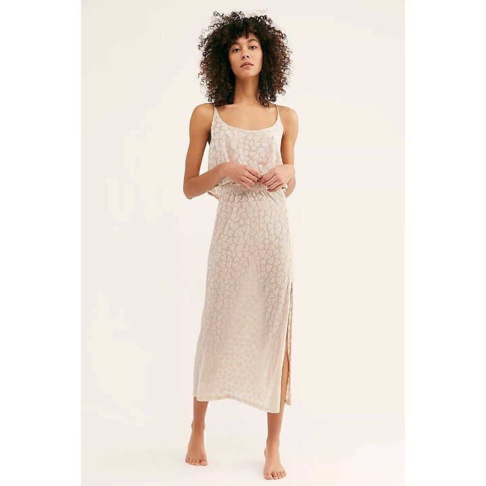 New Free People X Only Hearts Sz Xs Velvet Heart Half-Slip Midi Skirt In Pink